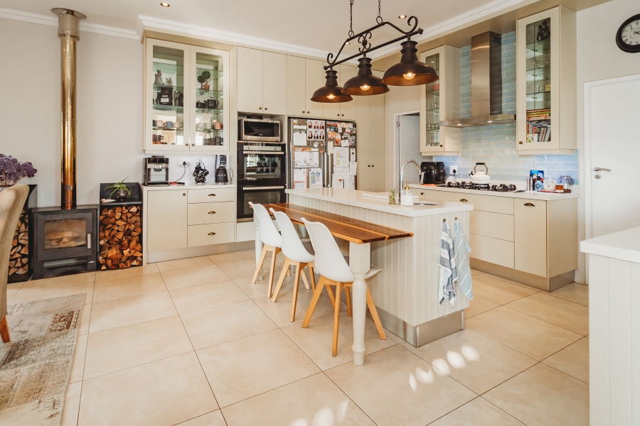 4 Bedroom Property for Sale in Kingswood Golf Estate Western Cape